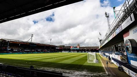 Luton Town: Premier League promotion could cost £10m - BBC News