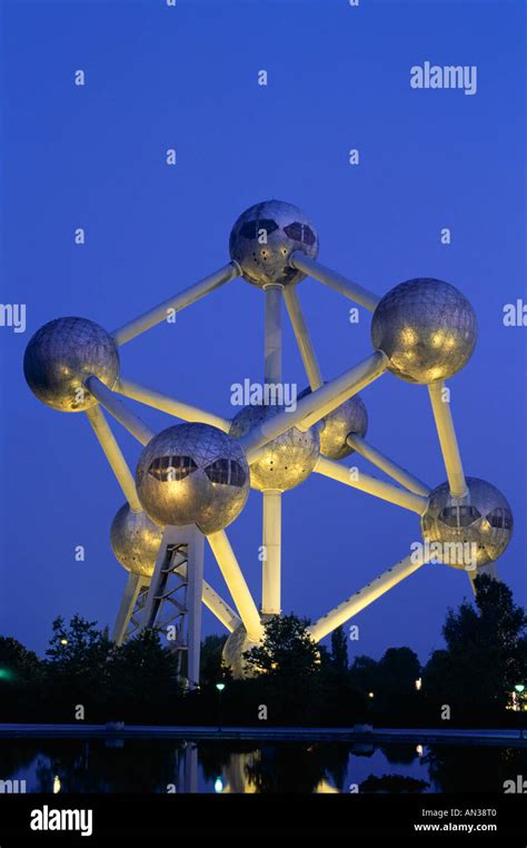 Atomium / Night View, Brussels, Belgium Stock Photo - Alamy