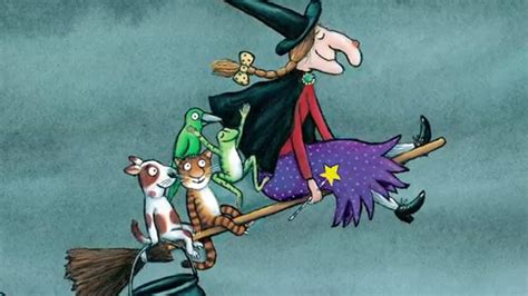 Room On The Broom - Behind The Scenes - Witch - YouTube