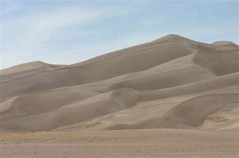 Fichier:Towering Sand Dunes.jpg — Wikipédia
