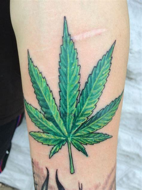 22+ Marijuana Leaf Tattoo - IlhamKusnaedi