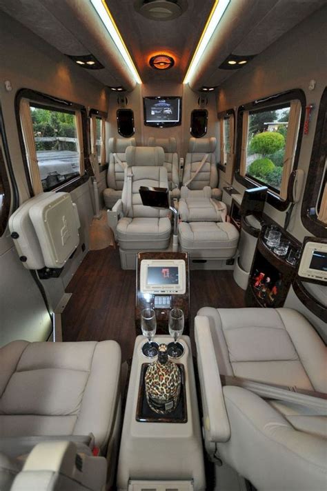 10 Best 4×4 Mercedes Sprinter Hacks, Remodel and Conversion Ideas – GooDSGN | Luxury car ...