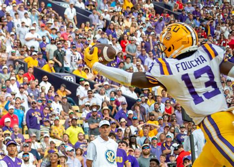 LSU Football: Top 5 Tigers plays from the 2022 season