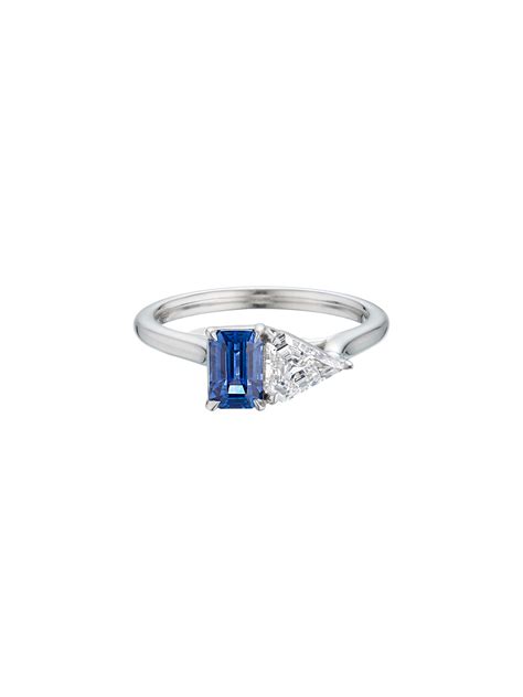 blue sapphire & diamond toi et moi alternative engagement ring by Harlin Jones | Finematter
