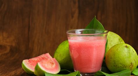 Guava Juice Benefits That Make it a Good Preworkout Drink - HealthKart