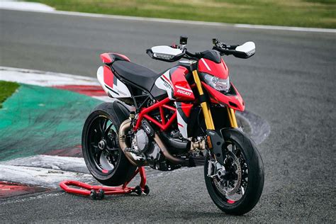 20 Supermoto Bikes You Will Love to Ride | Flipboard