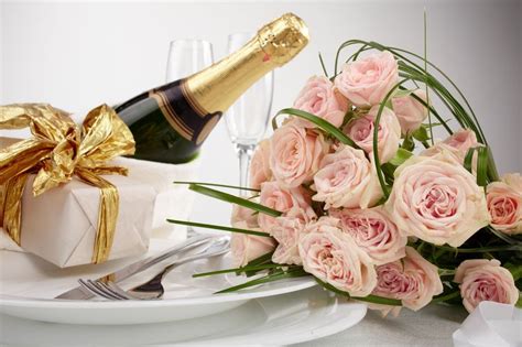 Flowers And Wine Delivery : Wine With Your Order Wine Gift in Florence ...