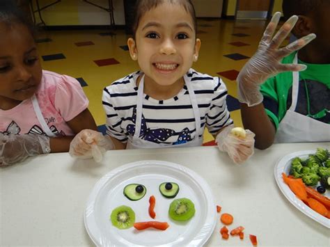 Cool Fun Food Art and Nutrition Class with Head Start | Flickr