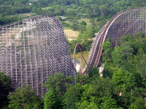 Son Of Beast The world's first wooden roller coaster with an inversion. Prior to this only steel ...