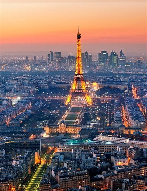 Así brillan de noche las ciudades más visitadas de Europa | Fotos de ciudades, Paris de noche ...