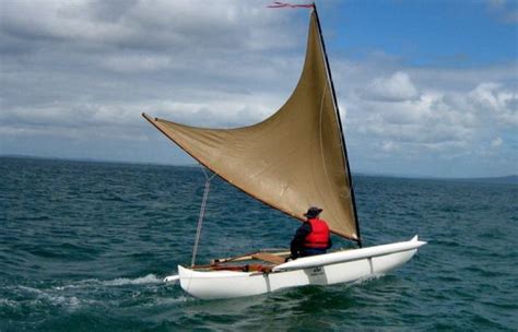 Outrigger Sailing Canoes #woodenboatbuilding #canoeoutriggerdiy | Canoe, Boat building, Small boats