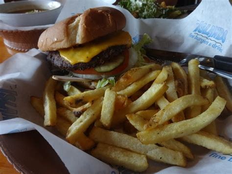 ISLANDS FINE BURGERS & DRINKS, Long Beach - Menu, Prices & Restaurant Reviews - Tripadvisor