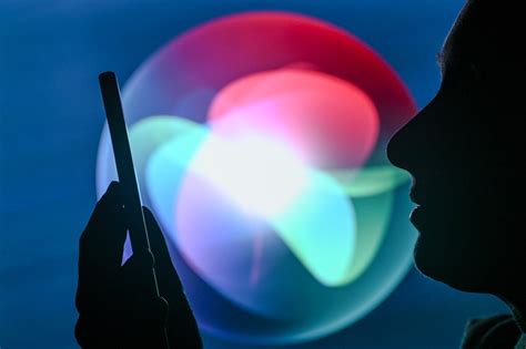 Apple Likely Rolling Out Best Siri AI Features in 2025: Report | Alpha ...