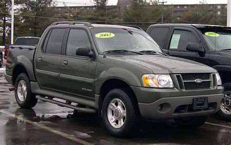 2002 Ford Explorer Sport Trac 4-Door 126" WB 4WD Premium