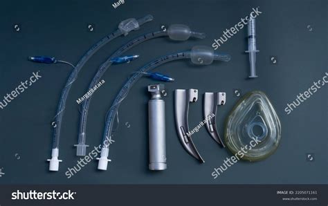 2,171 imágenes de Intubation equipment - Imágenes, fotos y vectores de stock | Shutterstock