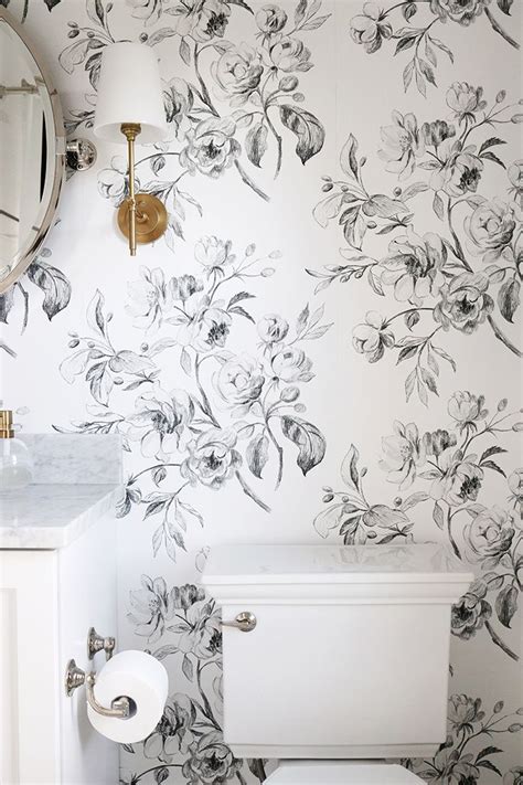 A Black and White Floral Bathroom - Danielle Moss in 2020 | Floral bathroom, Floral wallpaper ...