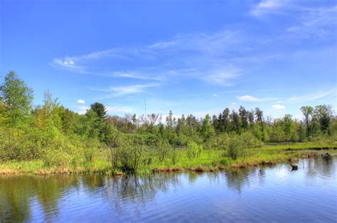 Looking across the Peshtigo River, Wisconsin image - Free stock photo - Public Domain photo ...