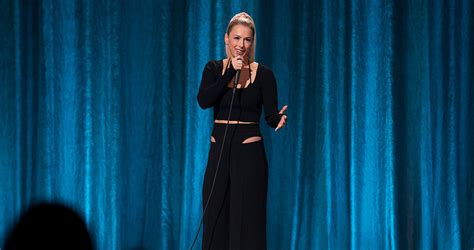 Iliza Shlesinger Announces New Comedy Special Hot Forever: Release Date - Netflix Tudum