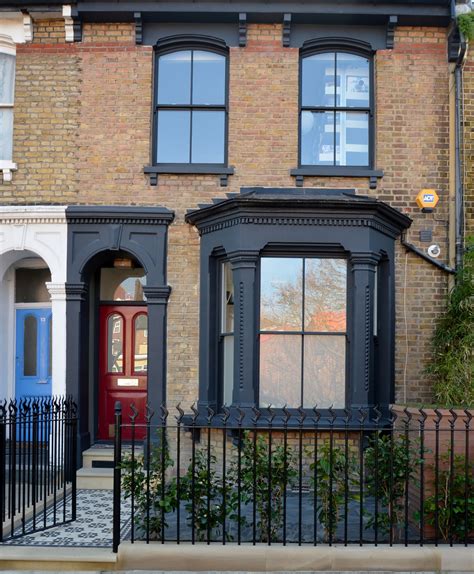 Victorian Edwardian restoration mosaic rail Yorkstone storage front garden Balham Clapha ...