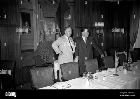 Meeting of the American Chamber of Commerce (AHK) at the Hotel Kempinski in Berlin, October 1955 ...