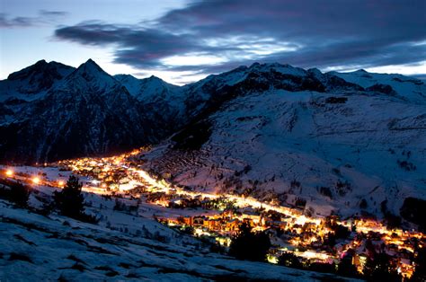 Year-Round Ski Thrills on Les Deux Alpes’ Glacier