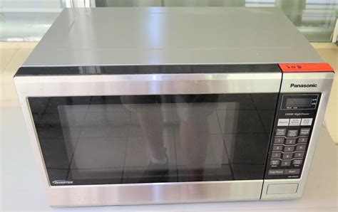 Panasonic 1200W Microwave