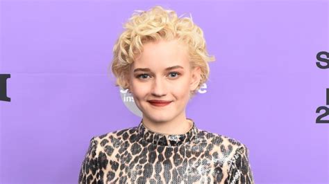 'Ozark's Julia Garner Age, Instagram, Height, Husband: Everything to Know About Ruth Actress