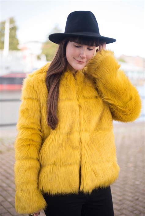 The Style Rawr: Bershka Yellow Faux Fur Jacket