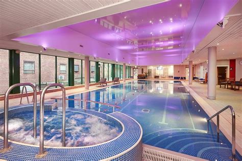 Hilton Bracknell | Hotel Spa in Berkshire - Treatwell