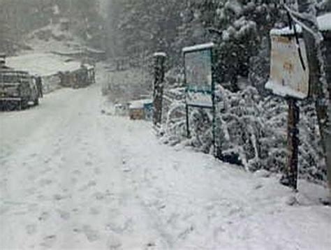 Shimla, Manali receive first Snowfall of the season - The News Himachal