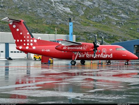 Air Greenland Dash 8 OY-GRI (photo 17932) | Airfleets aviation