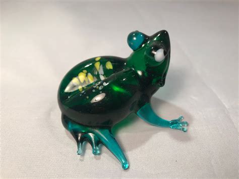 Color Glass Frog Figurine - Etsy