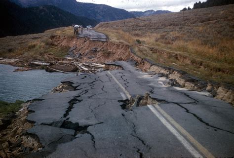 Science on the Radio Discusses Earthquakes | WAER