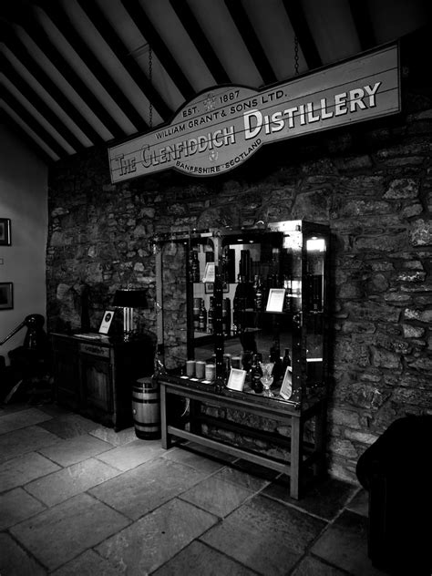 Glenfiddich Waiting Room | Waiting room at the Glenfiddich D… | Flickr