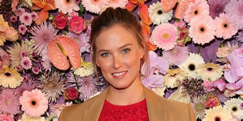Bar Refaeli’s Post-Childbirth Workout Routine Targets The Muscles New Moms Need To Work Most | SELF