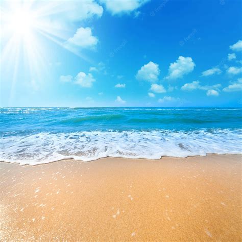 Download Summer Beach Background | Wallpapers.com
