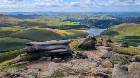 Kinder Scout Walk From Hayfield (+ Kinder Downfall) | 9 Mile Route – Peak District Walks