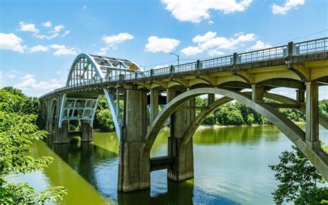 Edmund Pettus Bridge | | Alluring World