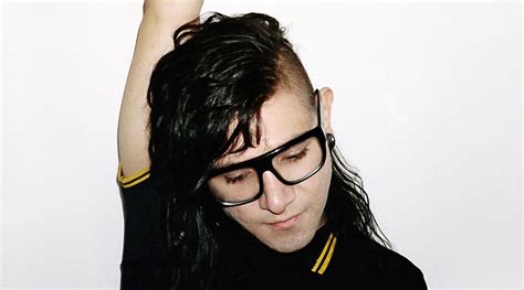 Dubstep and 8-Bit Meet in Skrillex's New Game | Skrillex haircut, Skrillex, Kanye west new album