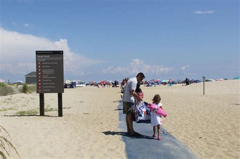 Sandy Hook beachgoers expect bang for buck if parking fees rise - nj.com