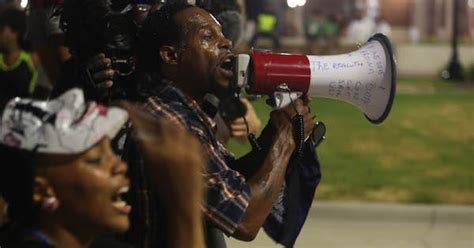 Ferguson Shooting Suspect Video Gun