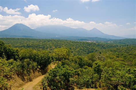 10 Reasons to Visit Juayua, El Salvador