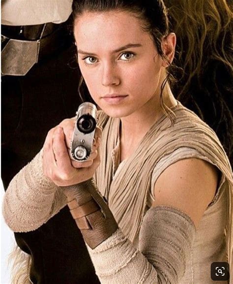 Pin by Isabel Castillo on sTaR WaRs | Daisy ridley star wars, Rey star ...