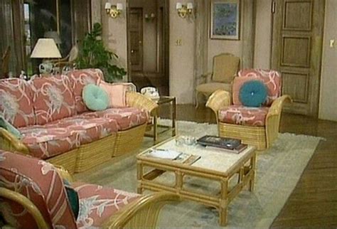 The Golden Girls | Golden girls house, 80s interior, Golden girls