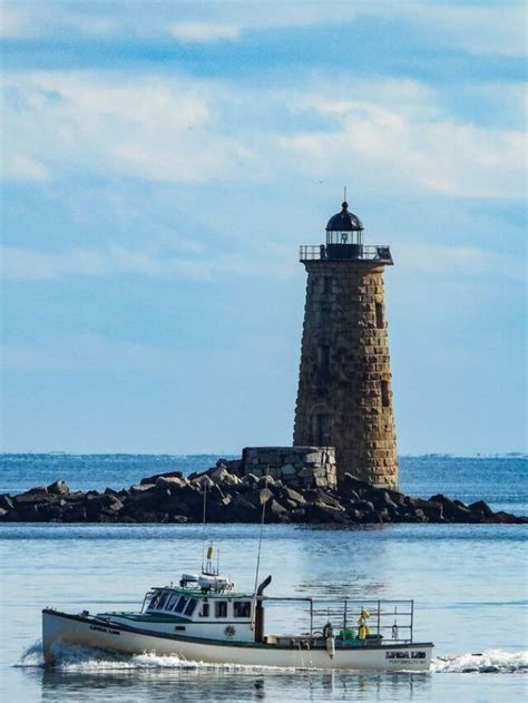 5 Charming Southern Maine Lighthouses