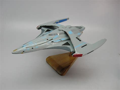 Courageous Class Star Trek Cruiser Spacecraft Desktop Wood Model Small New | eBay