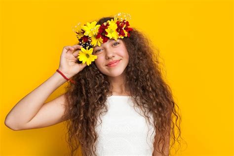 Premium Photo | Pretty girl posing with flower crown