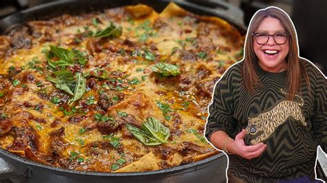 Cast-Iron Mushroom Lasagna | Rachael Ray | Recipe - Rachael Ray Show