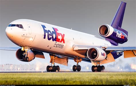 Fedex Wallpapers - Wallpaper Cave