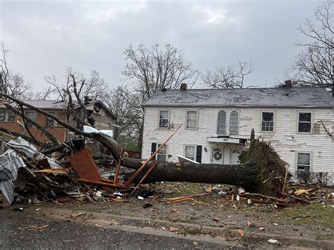 A tornado in Arkansas caused damage and left at least 21 injured - El Diario - TIme News
